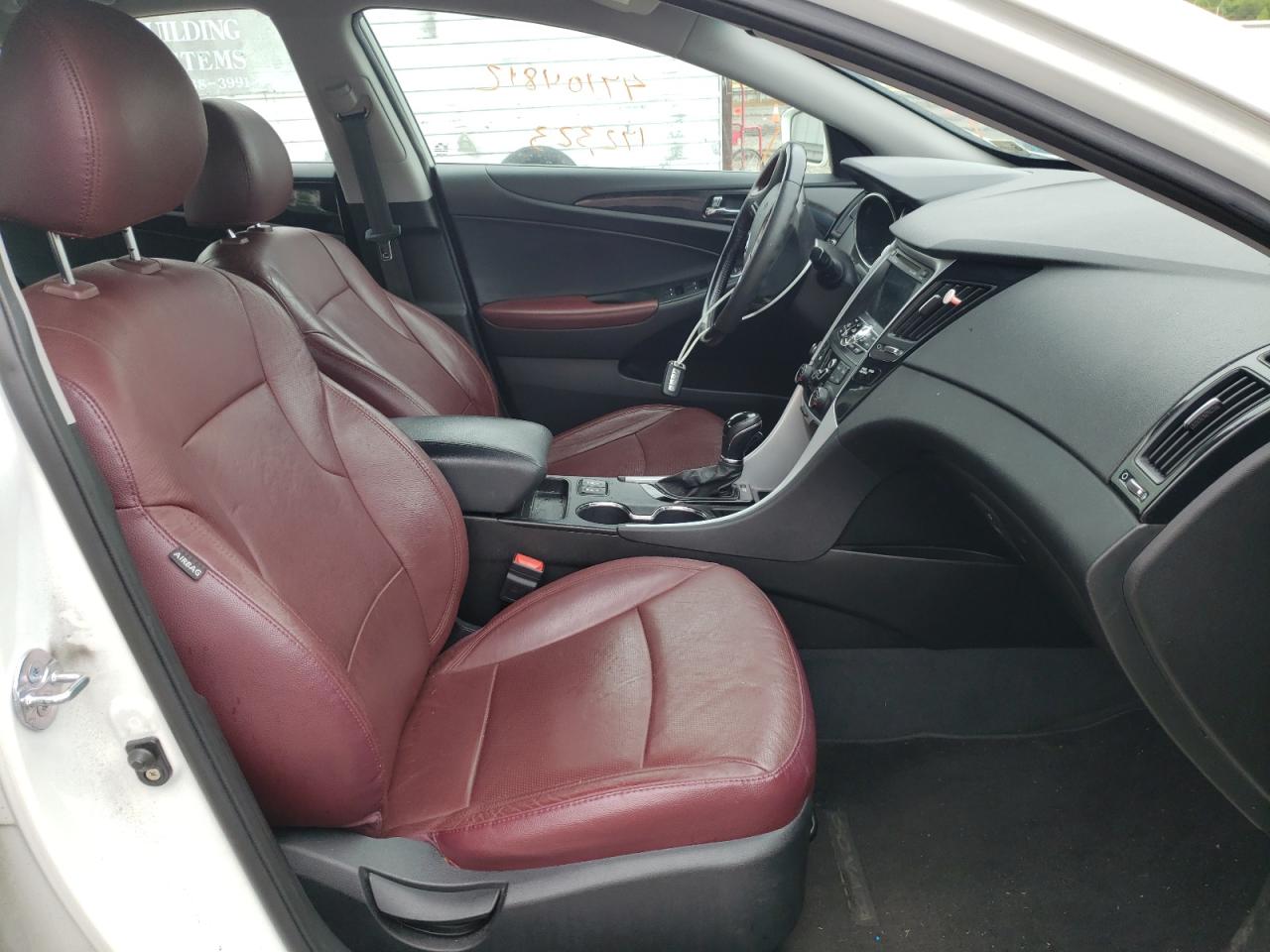 Photo 5 from auction – 2011 HYUNDAI SONATA SE with VIN 5NPEC4AC7BH038747