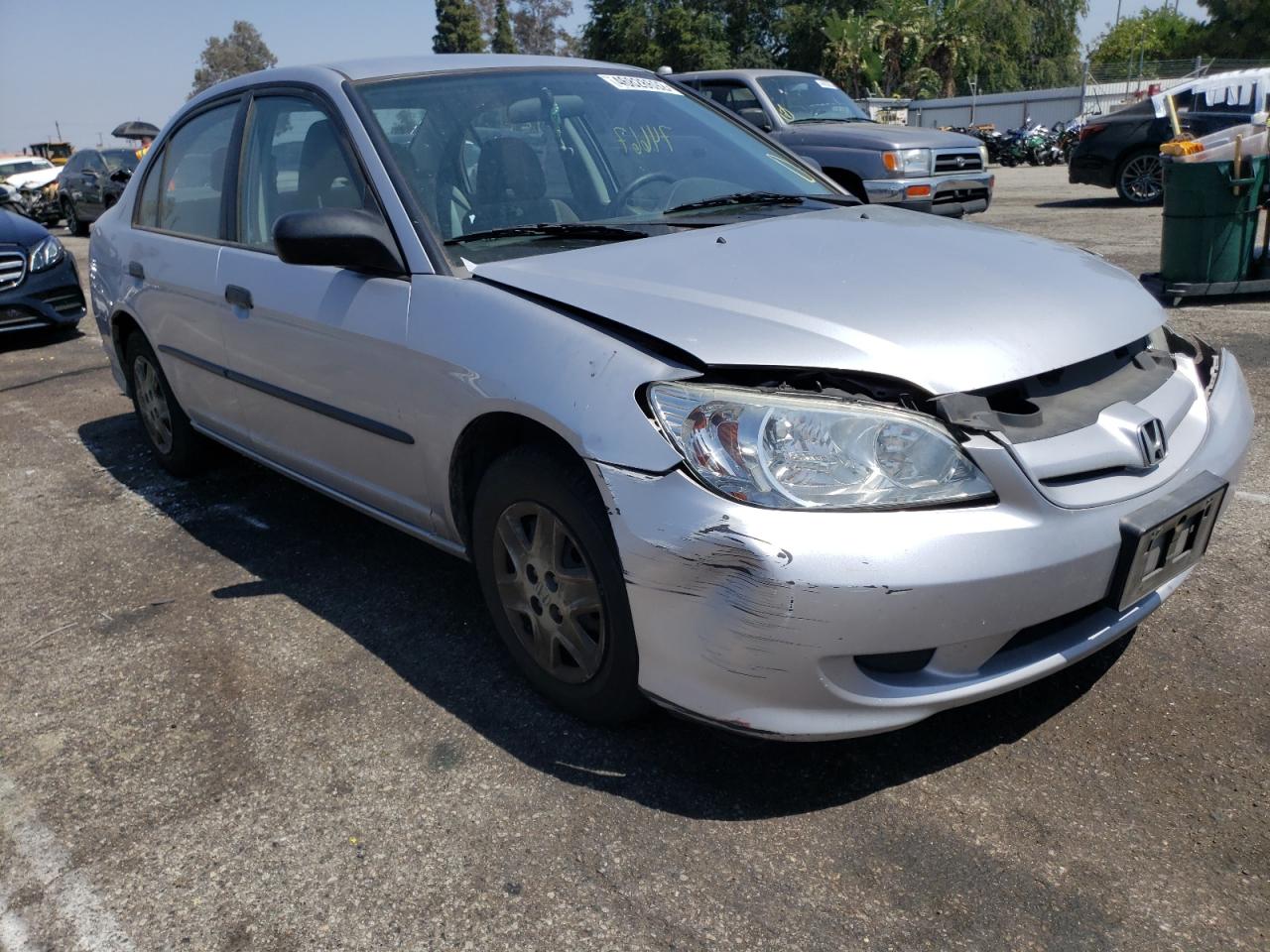 Photo 14 from auction – 2005 HONDA CIVIC with VIN 2HGES16385H604553