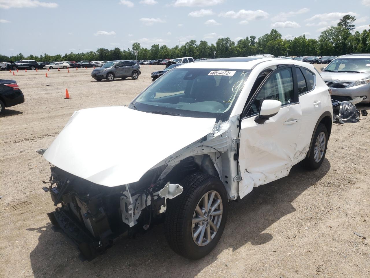 Photo 2 from auction – 2022 MAZDA CX-5 PREFE with VIN JM3KFBCM0N1585561