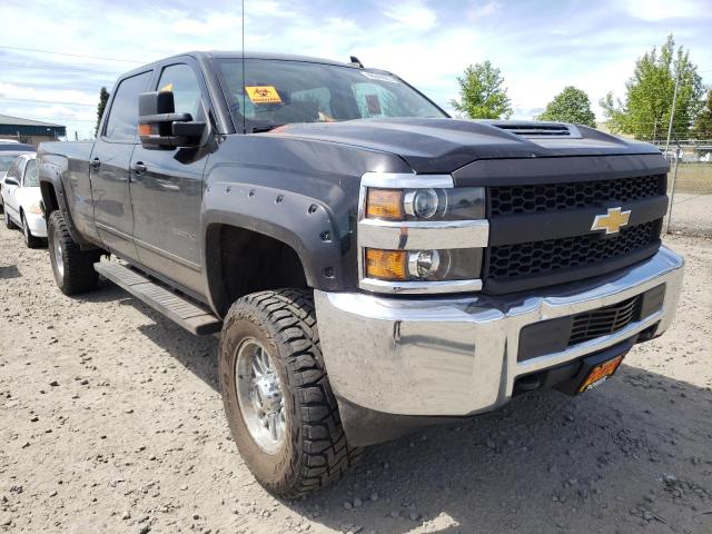 CHEVROLET SILVERADO 2019 with VIN 1GC4KWCY2KF151163 - Photo from auction