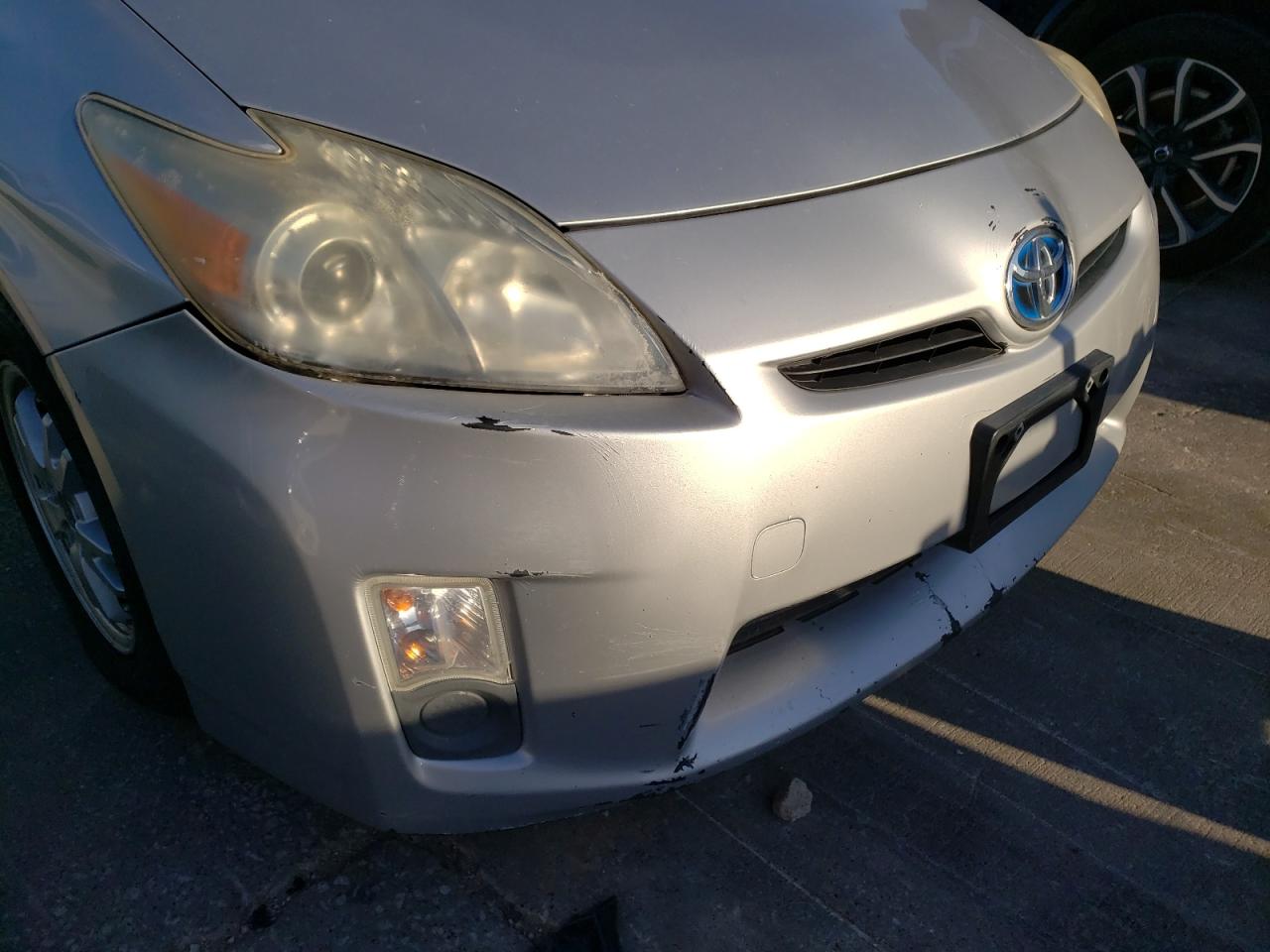 Photo 9 from auction – 2010 TOYOTA PRIUS with VIN JTDKN3DUXA0032335