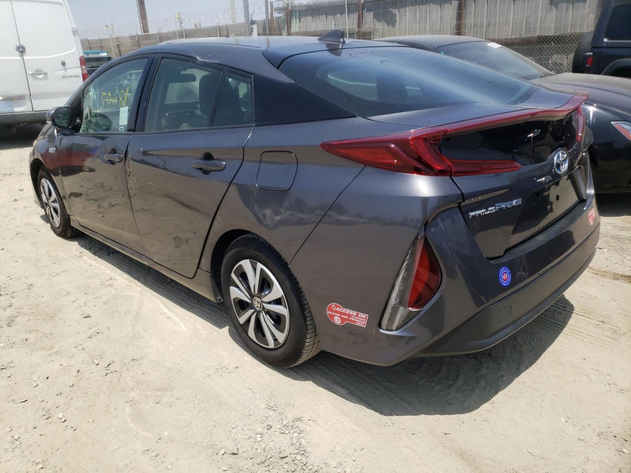Photo 3 from auction – 2018 TOYOTA PRIUS PRIM with VIN JTDKARFP1J3085168