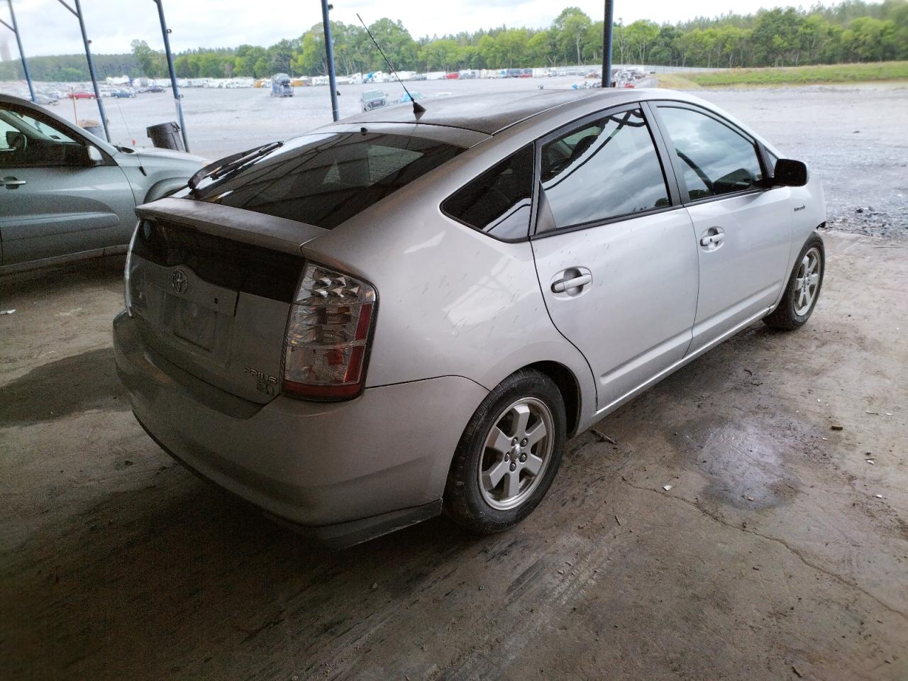 Photo 16 from auction – 2008 TOYOTA PRIUS with VIN JTDKB20U483305724