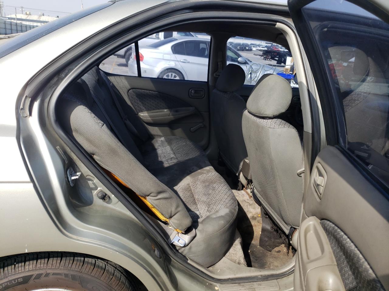 Photo 6 from auction – 2001 NISSAN SENTRA XE with VIN 3N1CB51D81L478616