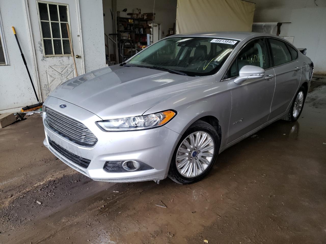 Photo 2 from auction – 2013 FORD FUSION SE with VIN 3FA6P0LU6DR387962