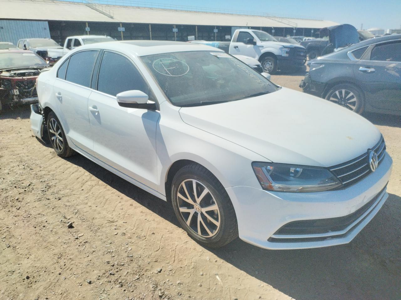 VOLKSWAGEN JETTA SE 2017 with VIN 3VWDB7AJ1HM413658 - Photo from auction