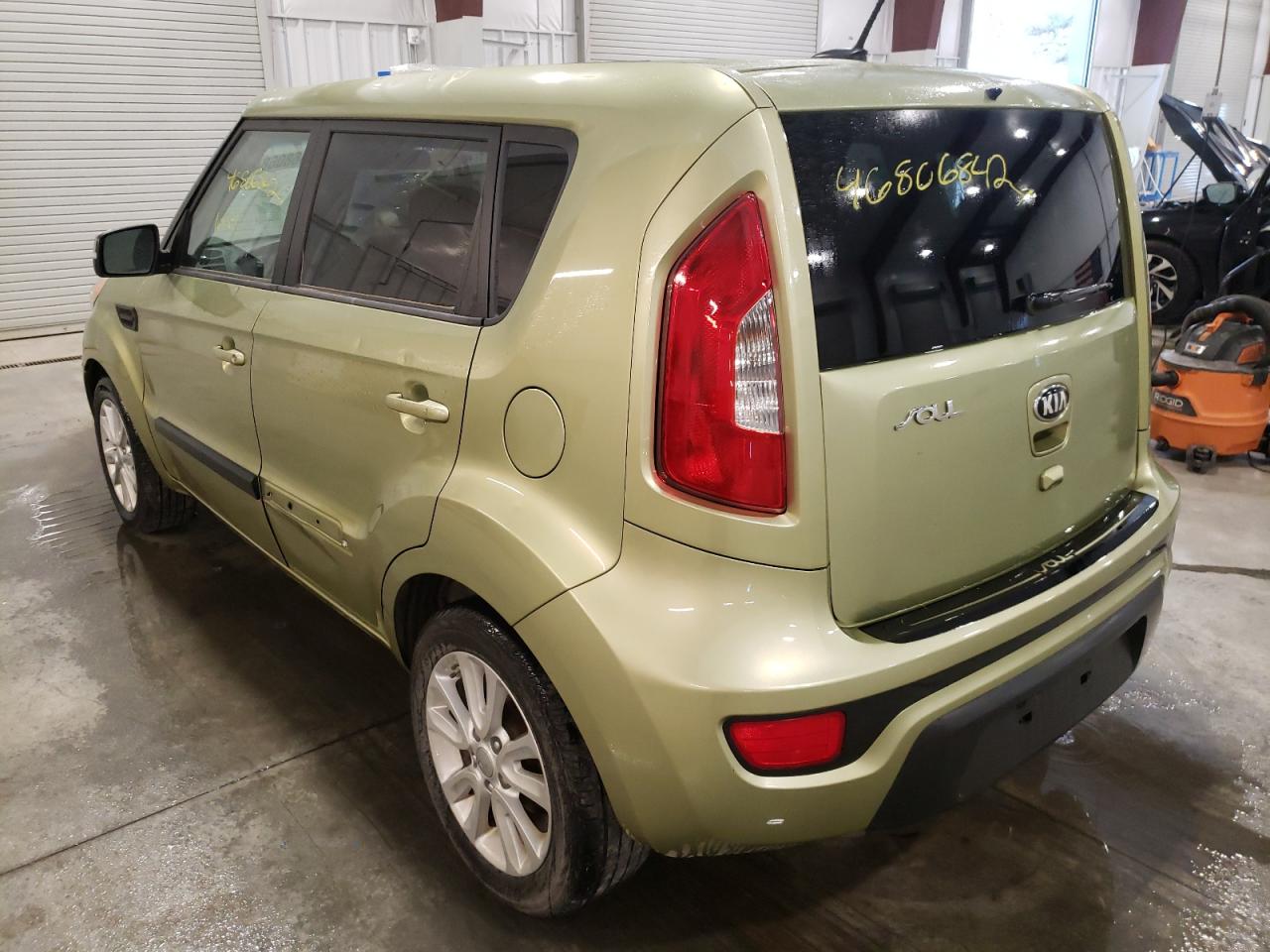 Photo 3 from auction – 2013 KIA SOUL + with VIN KNDJT2A6XD7549471