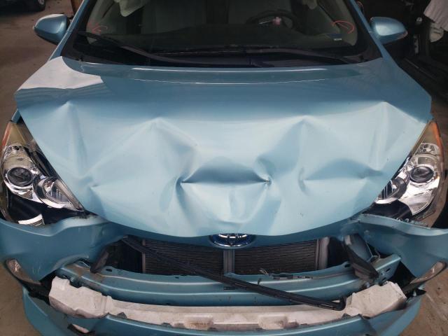 Photo 7 from auction – 2014 TOYOTA PRIUS C with VIN JTDKDTB3XE1068622