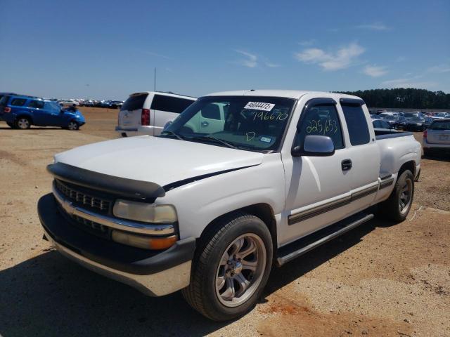 Photo 2 from auction – 2000 CHEVROLET SILVERADO with VIN 2GCEC19T2Y1196670