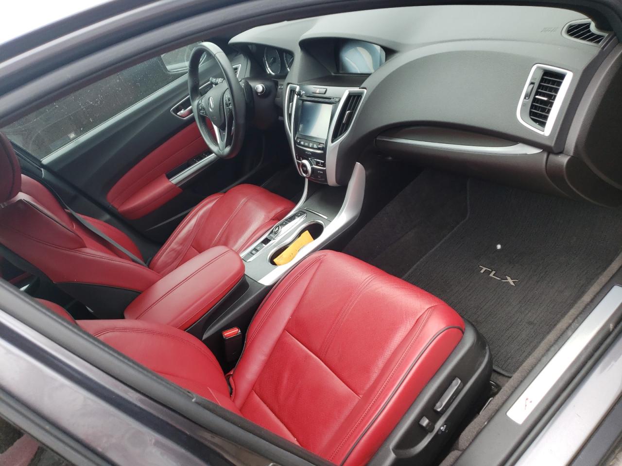 Photo 19 from auction – 2019 ACURA TLX TECHNO with VIN 19UUB2F64KA002271