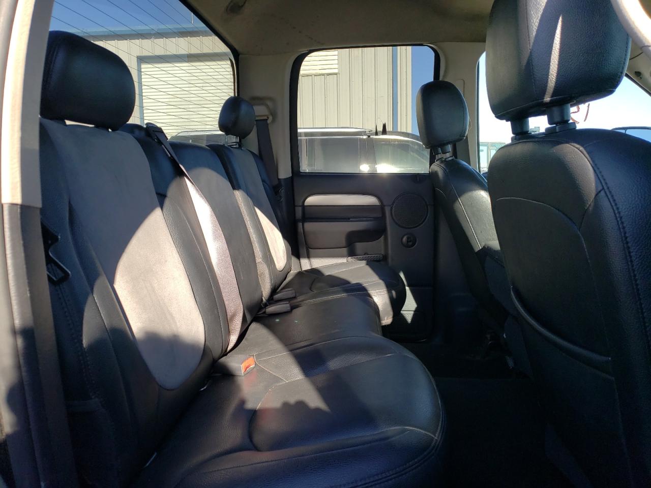Photo 6 from auction – 2004 DODGE RAM 1500 S with VIN 1D7HU18D94J193601