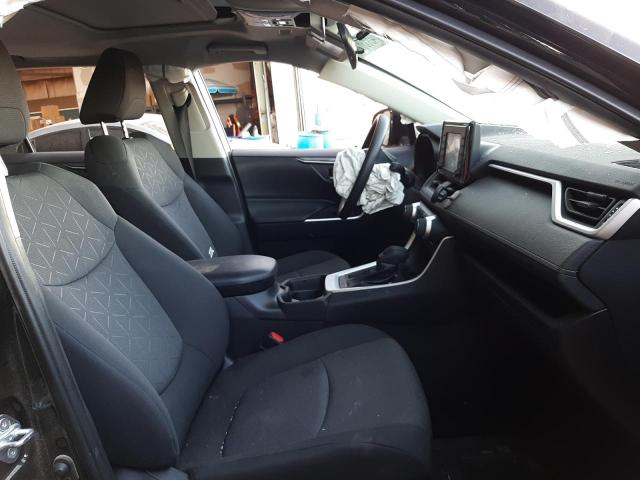 Photo 5 from auction – 2021 TOYOTA RAV4 XLE with VIN 2T3W1RFV2MW151552