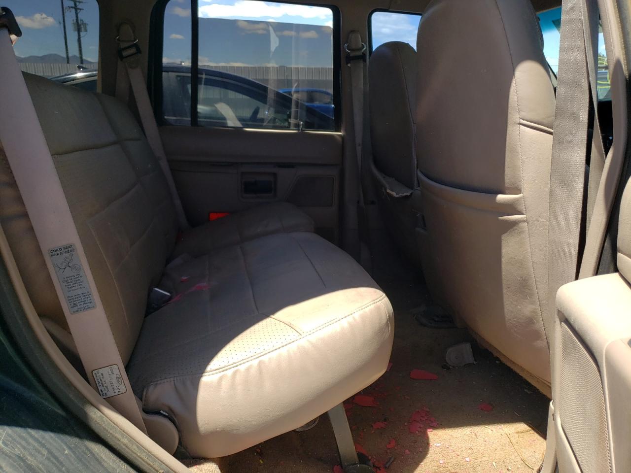 Photo 6 from auction – 1994 FORD EXPLORER with VIN 1FMDU34X1RUD41360
