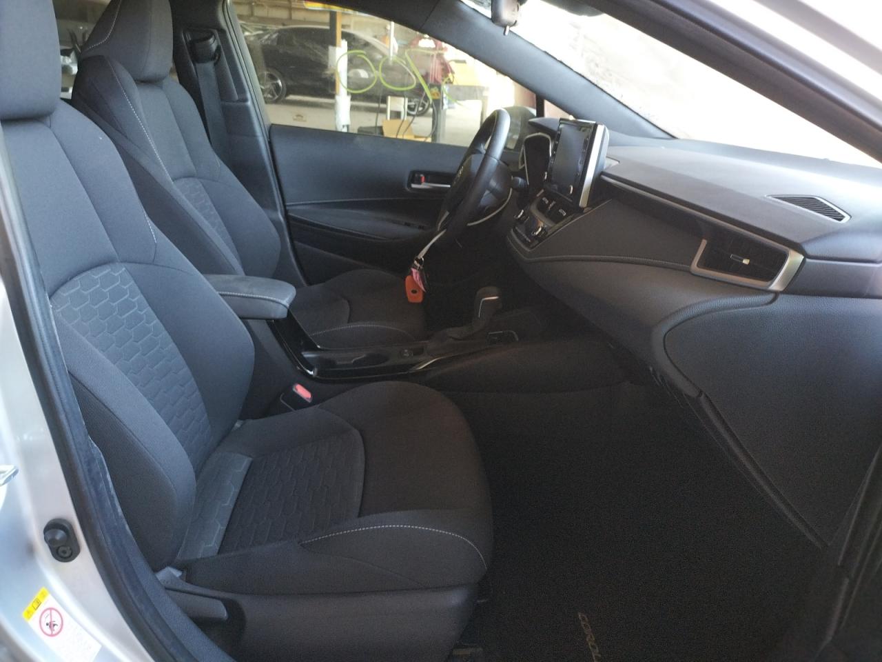 Photo 5 from auction – 2020 TOYOTA COROLLA SE with VIN JTND4RBE2L3094559