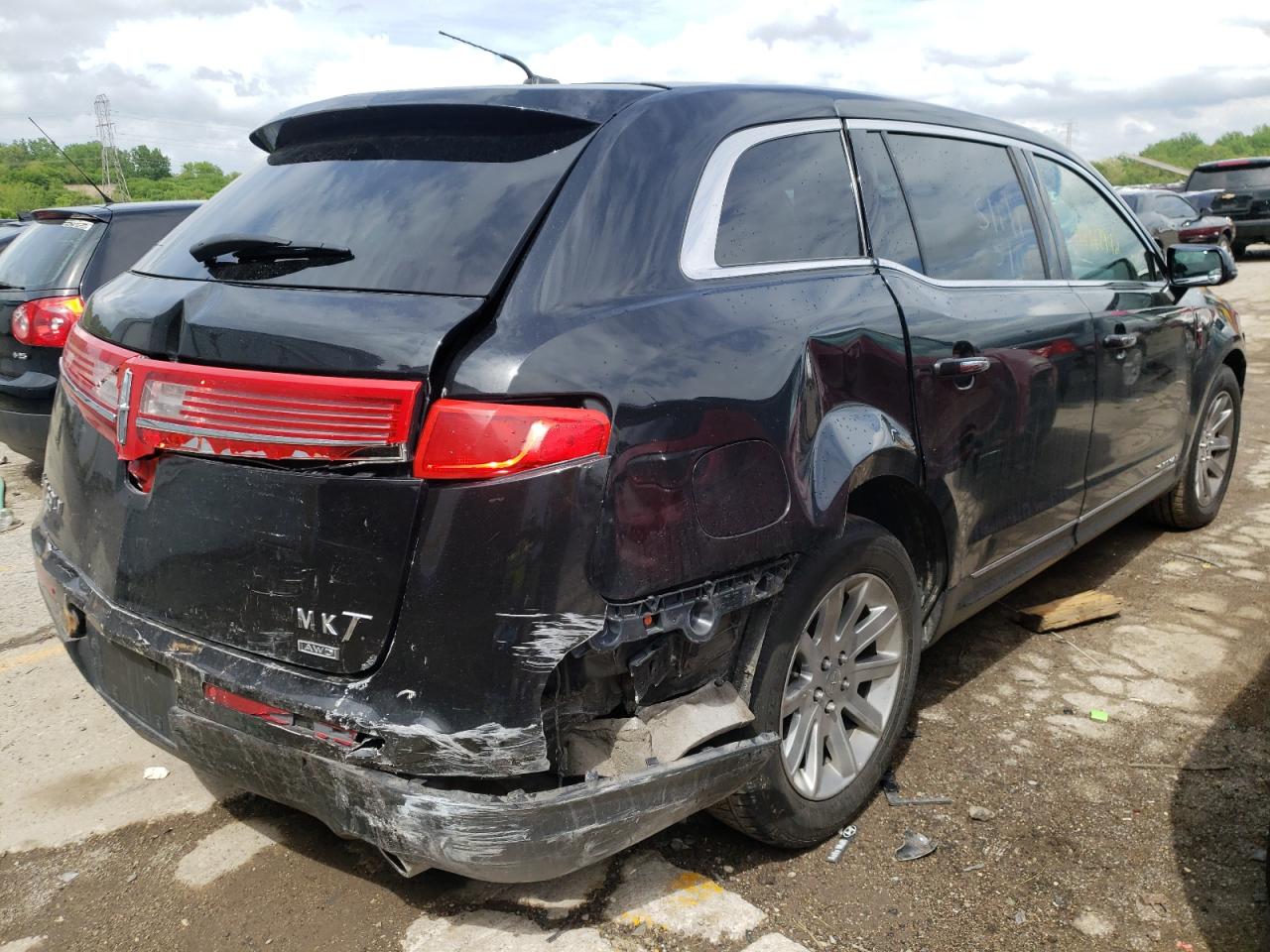 Photo 4 from auction – 2013 LINCOLN MKT with VIN 2LMHJ5NK7DBL55128