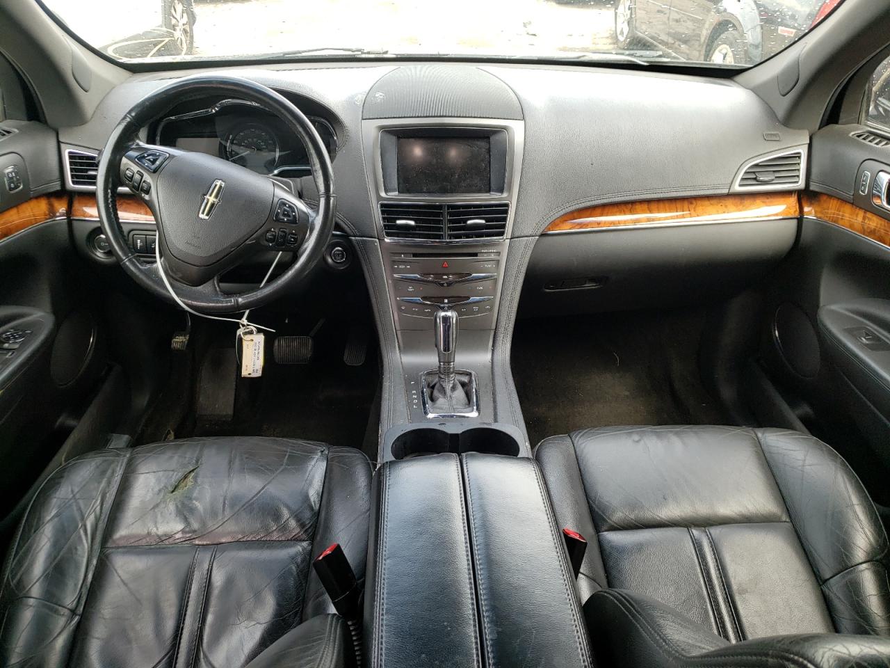 Photo 9 from auction – 2013 LINCOLN MKT with VIN 2LMHJ5NK7DBL55128