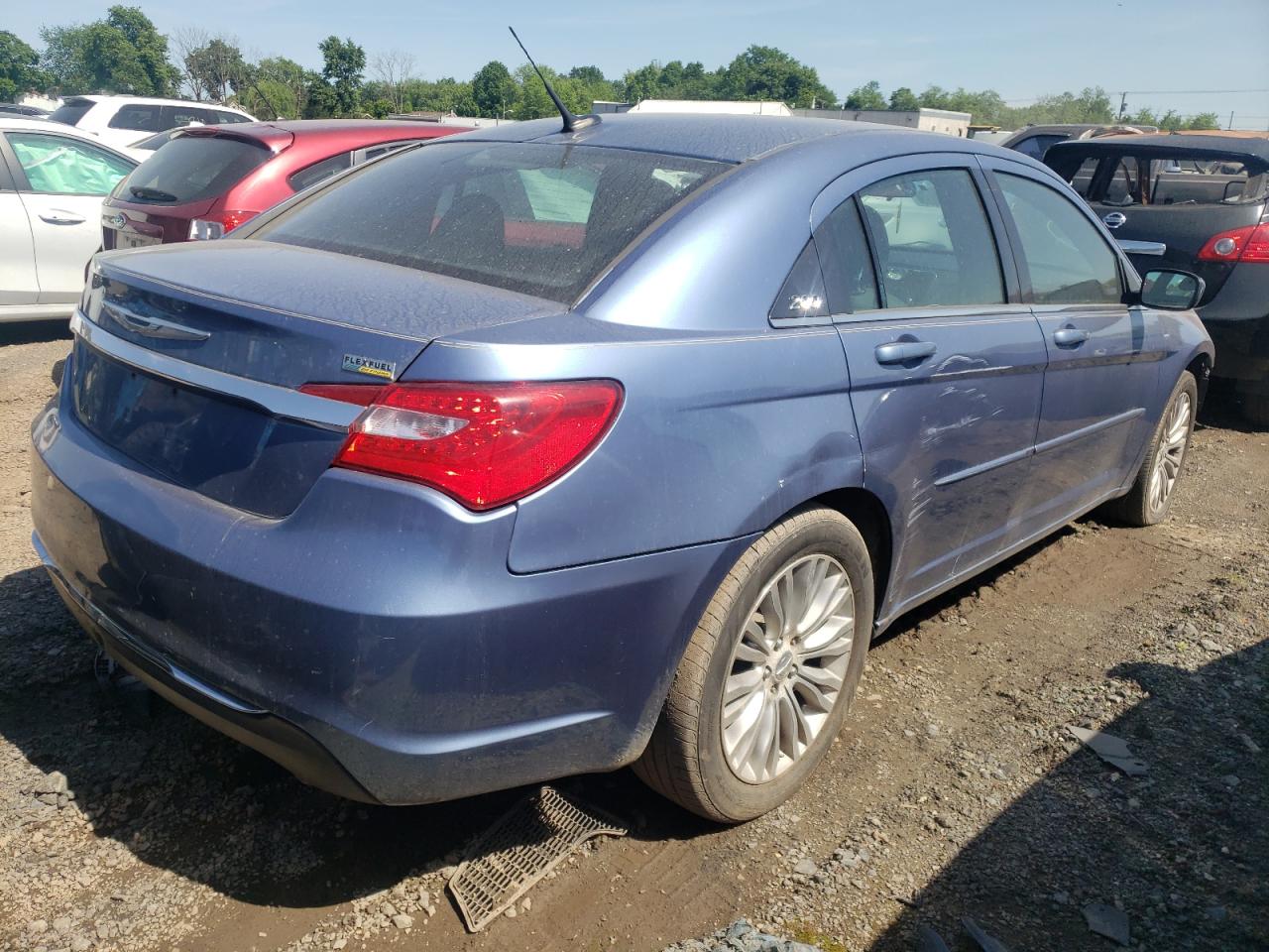 Photo 4 from auction – 2011 CHRYSLER 200 TOURIN with VIN 1C3BC1FG9BN550396