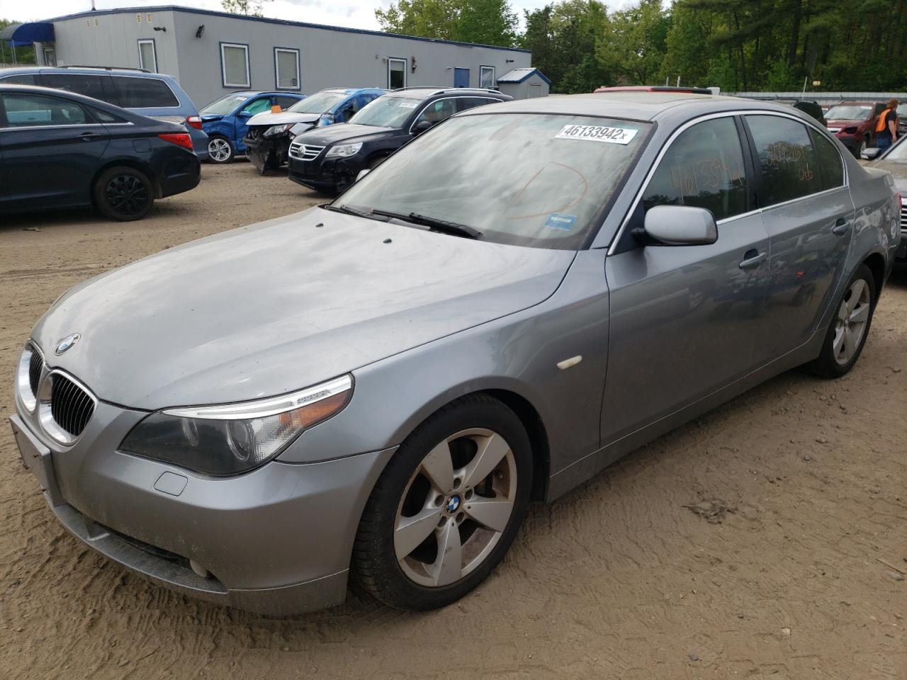 Photo 2 from auction – 2007 BMW 5 SERIES with VIN WBANF73547CY18180
