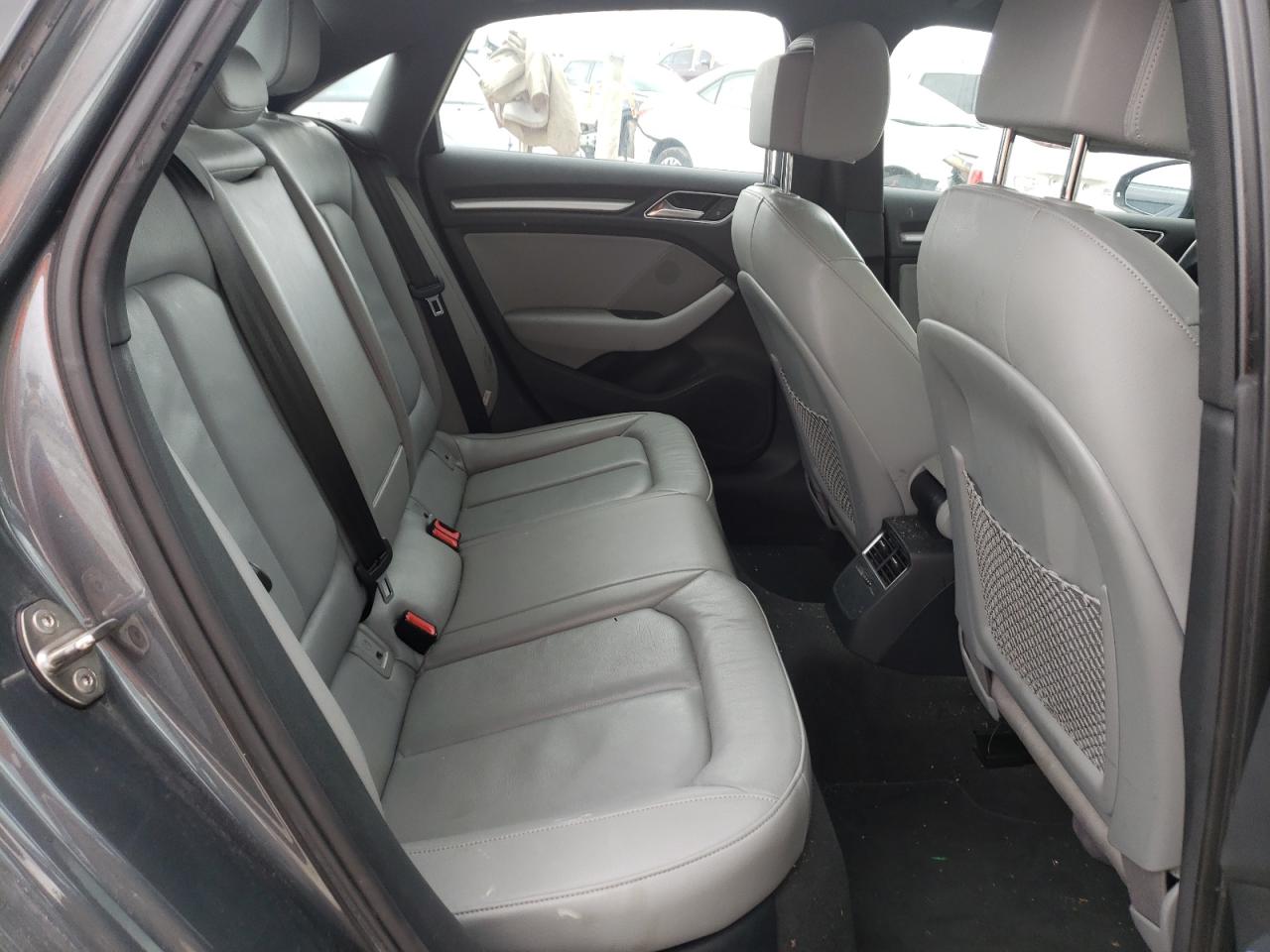 Photo 6 from auction – 2018 AUDI A3 PREMIUM with VIN WAUAUHFF8J1008603