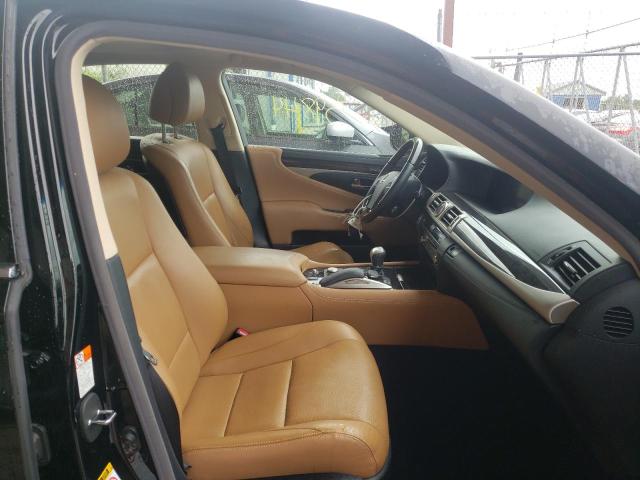 Photo 9 from auction – 2016 LEXUS LS 460 with VIN JTHCL5EF3G5025775