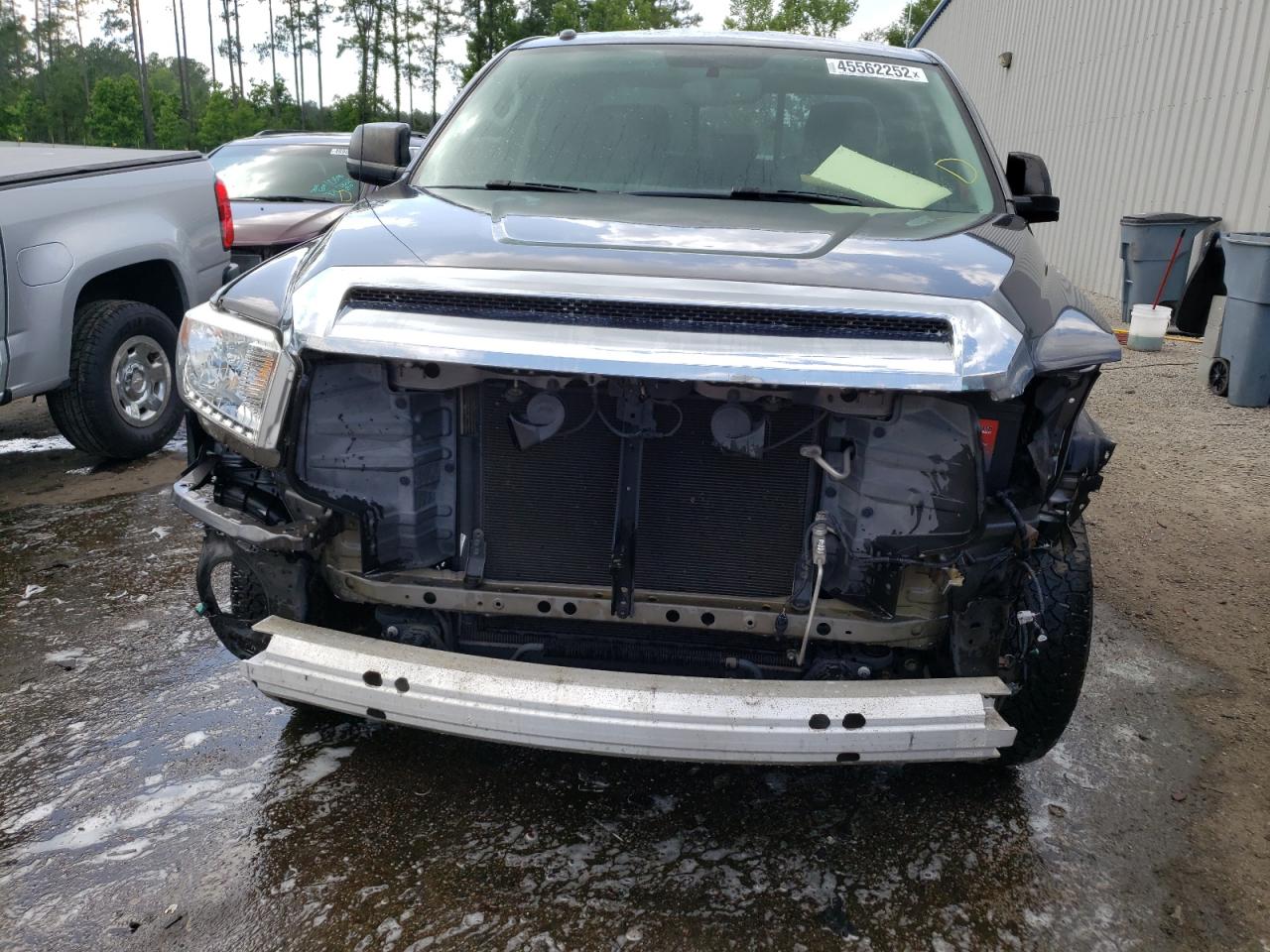 Photo 9 from auction – 2015 TOYOTA TUNDRA DOU with VIN 5TFRM5F11FX085181