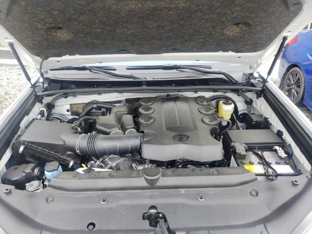 Photo 7 from auction – 2022 TOYOTA 4RUNNER SR with VIN JTEEU5JR8N5263363