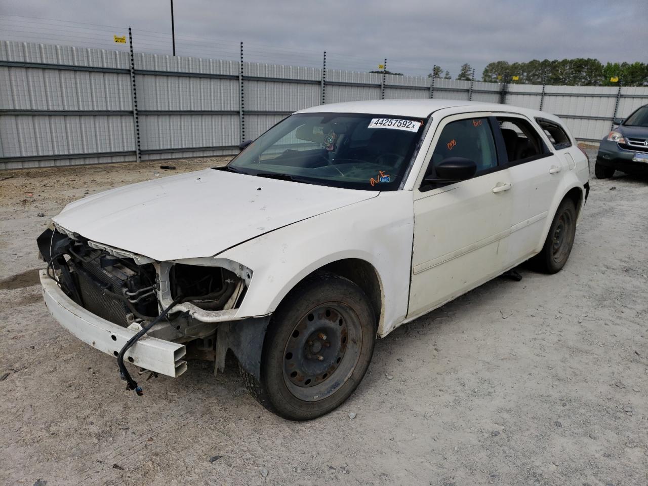 Photo 20 from auction – 2006 DODGE MAGNUM SE with VIN 2D4FV47T16H240880