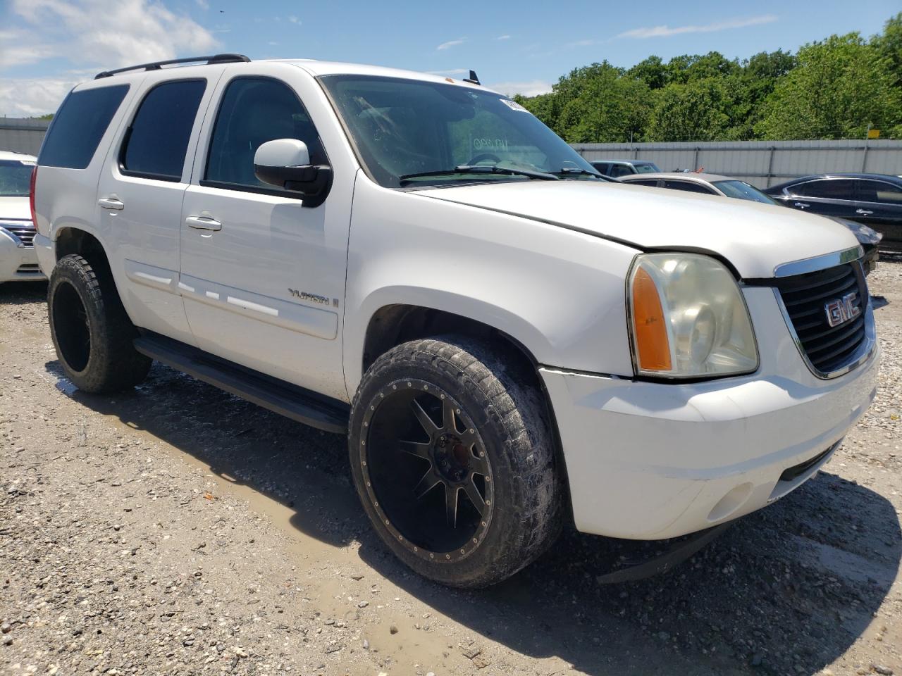 Photo 1 from auction – 2007 GMC YUKON with VIN 1GKEC13JX7R128473
