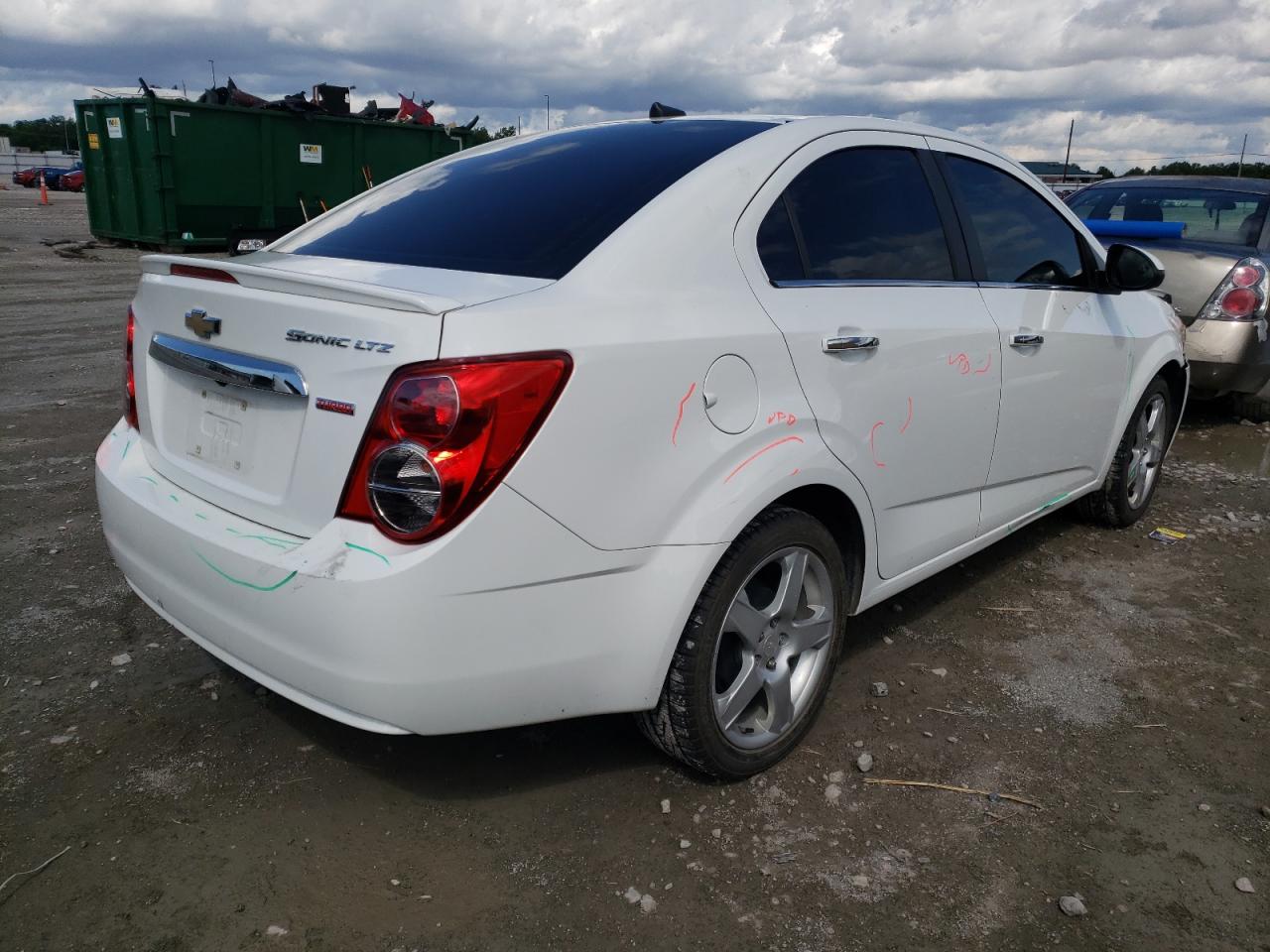 Photo 17 from auction – 2014 CHEVROLET SONIC LTZ with VIN 1G1JE5SB7E4220231
