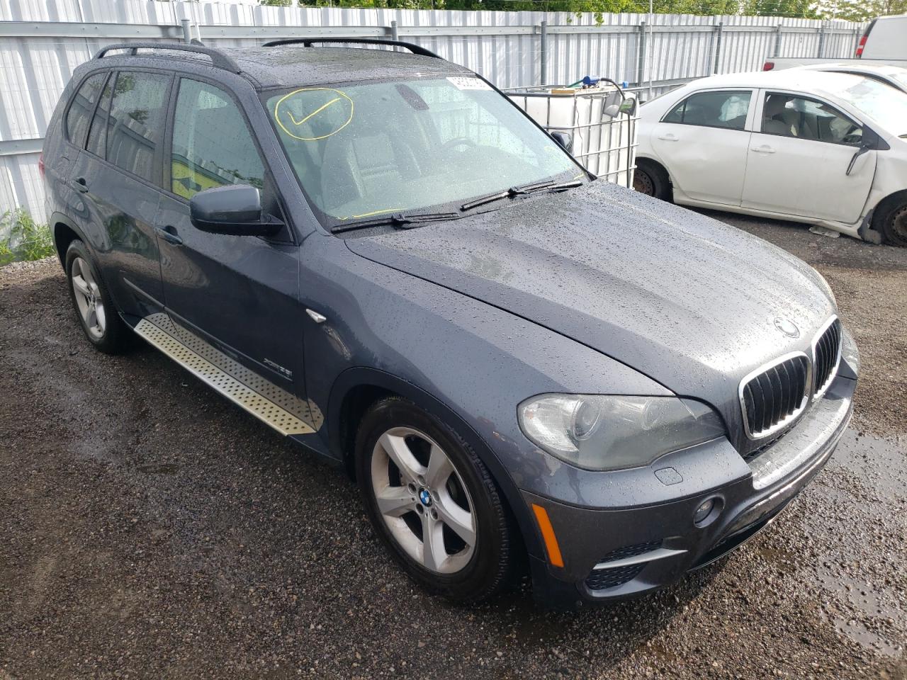 BMW X5 XDRIVE3 2011 with VIN 5UXZV4C50BL411261 - Photo from auction