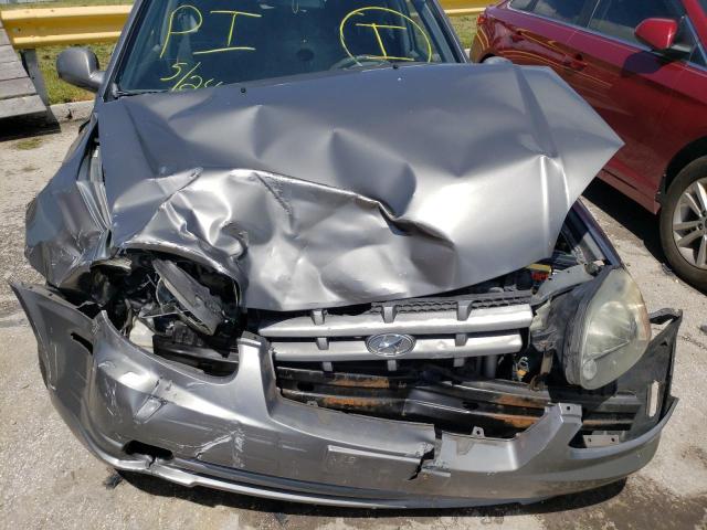 Photo 7 from auction – 2004 HYUNDAI ACCENT GL with VIN KMHCG35C84U288955