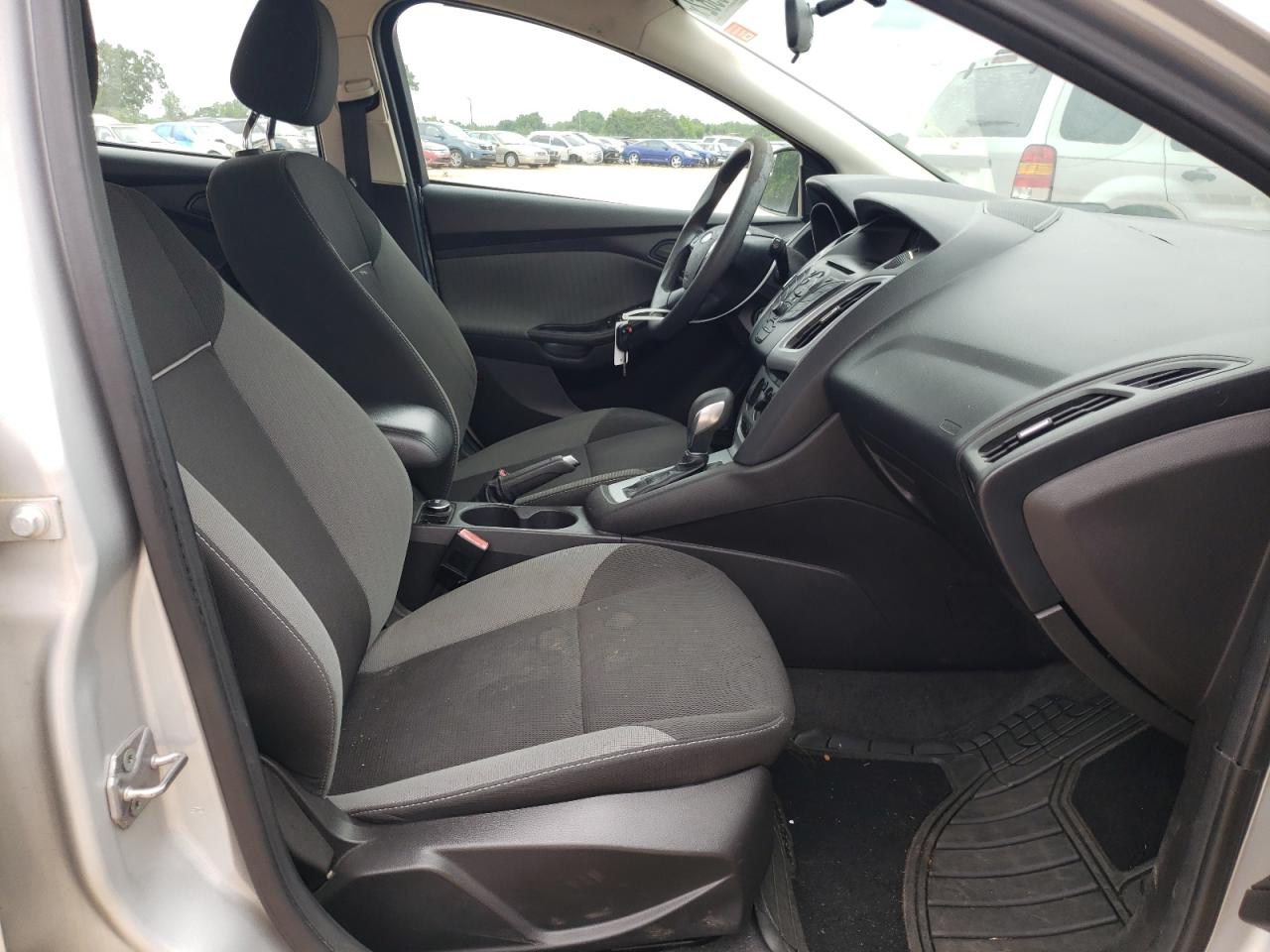 Фото 5 с аукциона – 2012 FORD FOCUS SE с VIN 1FAHP3K29CL177671