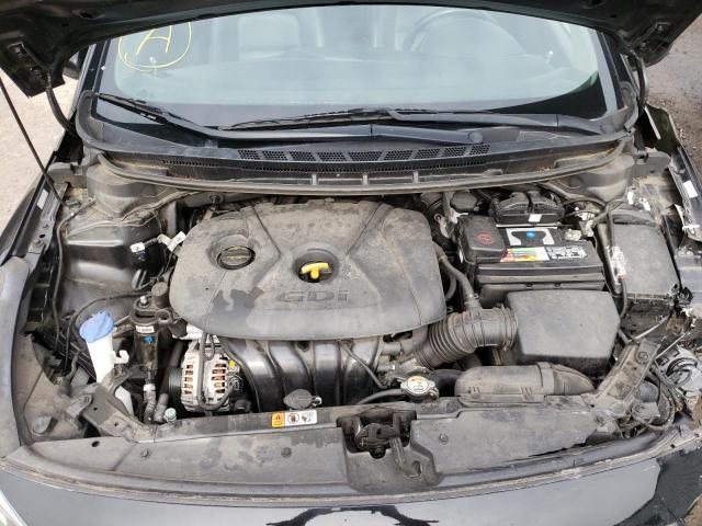 Photo 7 from auction – 2017 KIA FORTE EX with VIN 3KPFL4A81HE052477