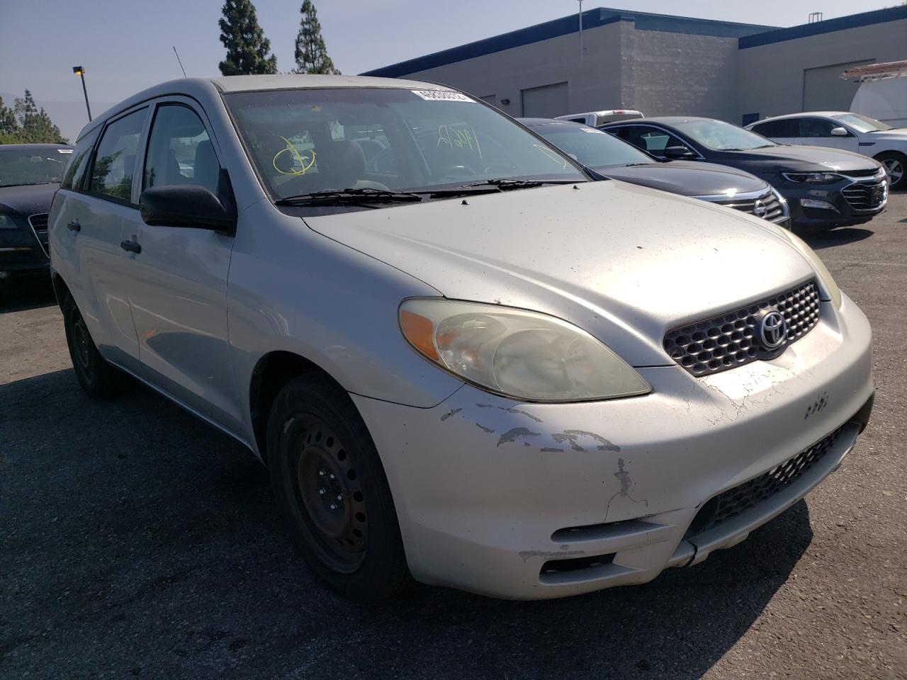 TOYOTA MATRIX XR 2004 with VIN 2T1KR32E44C181737 - Photo from auction