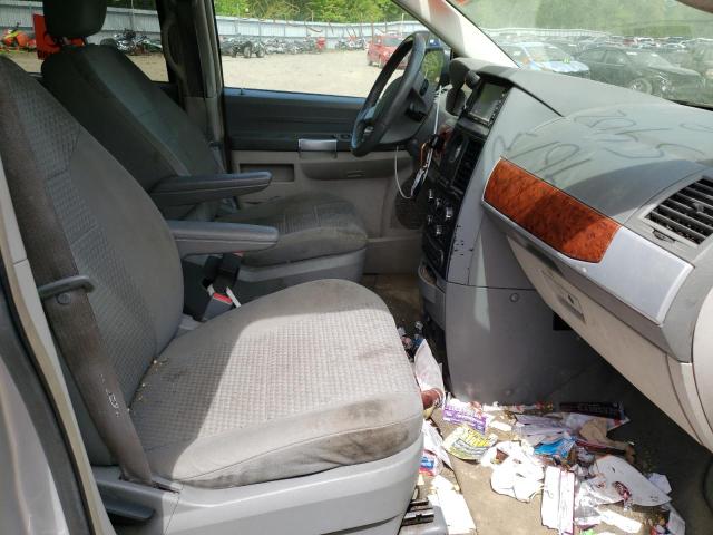 Photo 5 from auction – 2008 CHRYSLER TOWN & COU with VIN 2A8HR54P58R735144