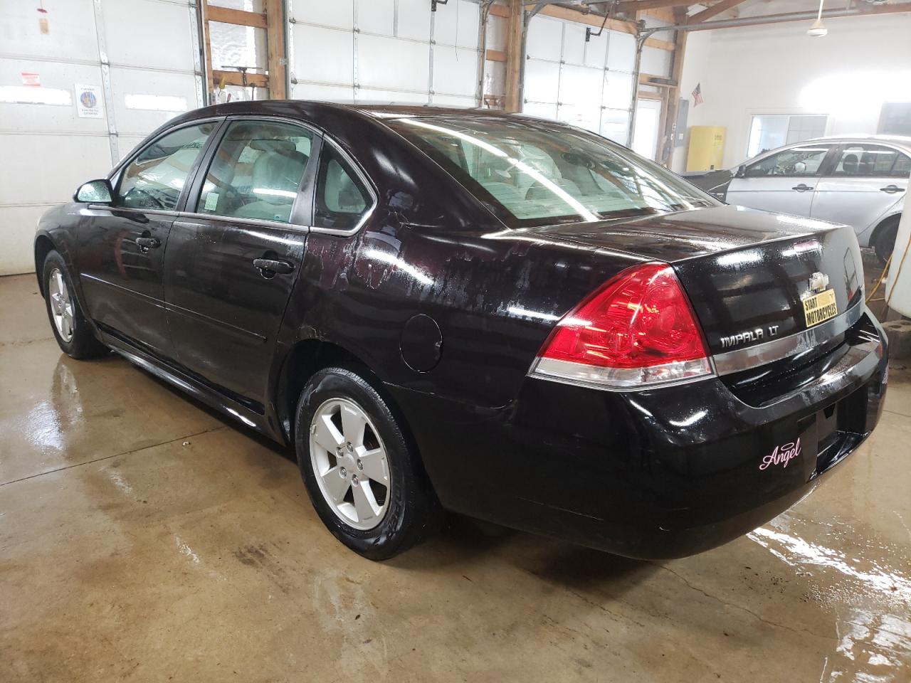 Photo 3 from auction – 2010 CHEVROLET IMPALA LT with VIN 2G1WB5EK5A1194244
