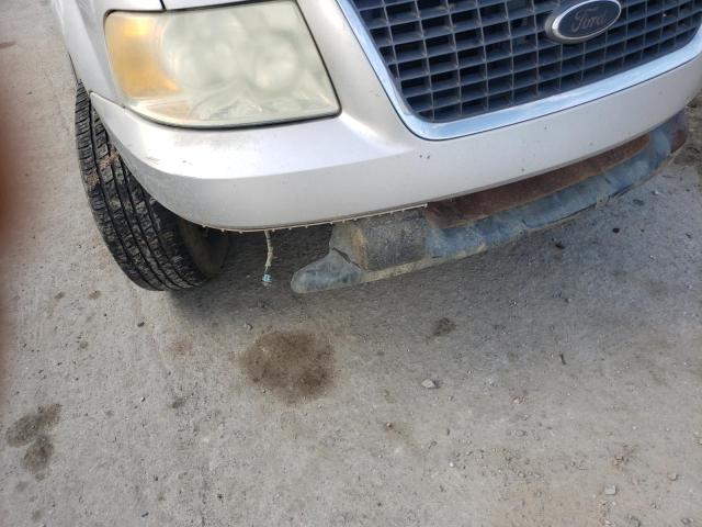 Photo 9 from auction – 2004 FORD EXPEDITION with VIN 1FMRU15W74LA23662
