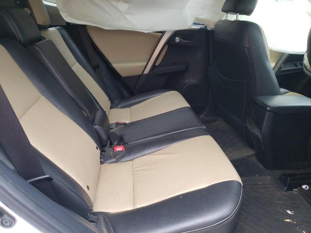 Photo 6 from auction – 2015 TOYOTA RAV4 XLE with VIN JTMRFREV2FD133021