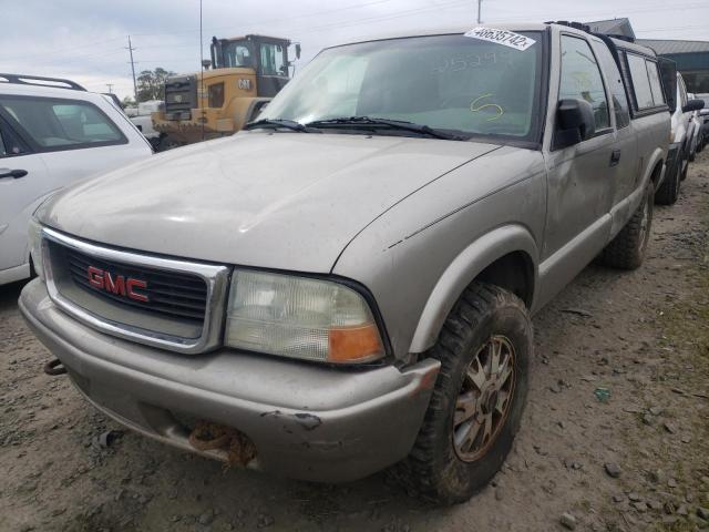 Photo 2 from auction – 2002 GMC SONOMA with VIN 1GTDT19W228233047