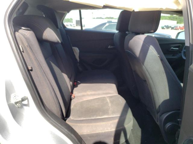 Photo 6 from auction – 2017 CHEVROLET TRAX LS with VIN 3GNCJNSB5HL133722