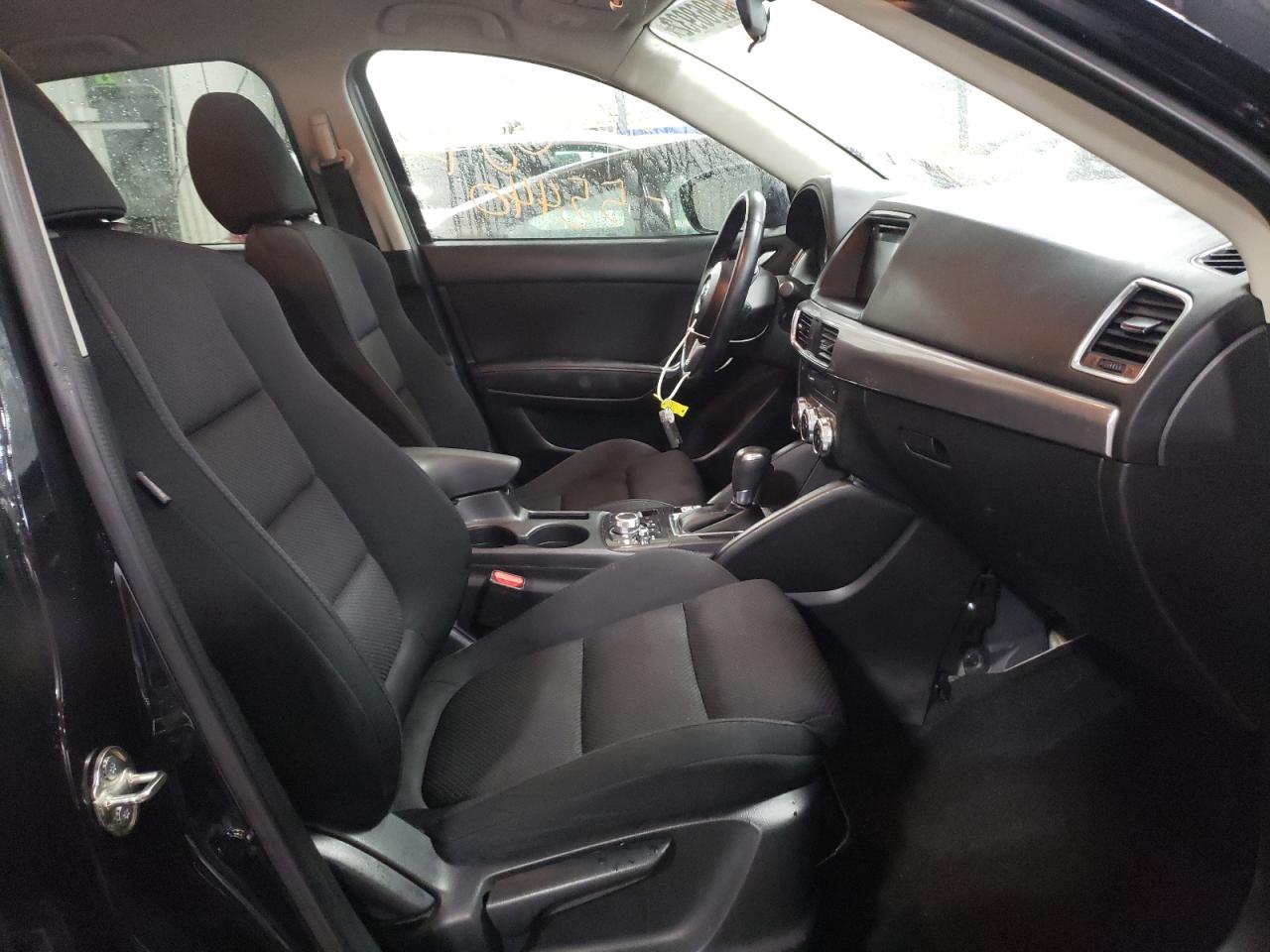 Photo 5 from auction – 2016 MAZDA CX-5 TOURI with VIN JM3KE4CY6G0882523