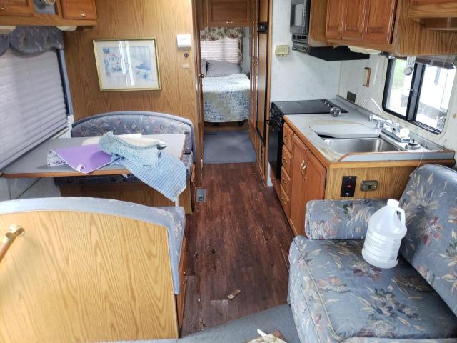 Photo 6 from auction – 1998 ITAS SUNCRUISER with VIN 1GBLP37J2V3314994