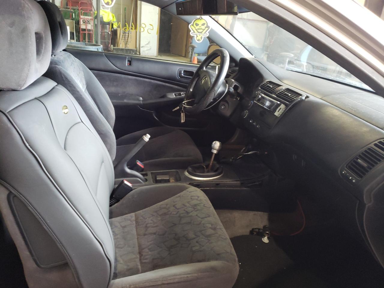 Photo 5 from auction – 2002 HONDA CIVIC EX with VIN 1HGEM21052L107780