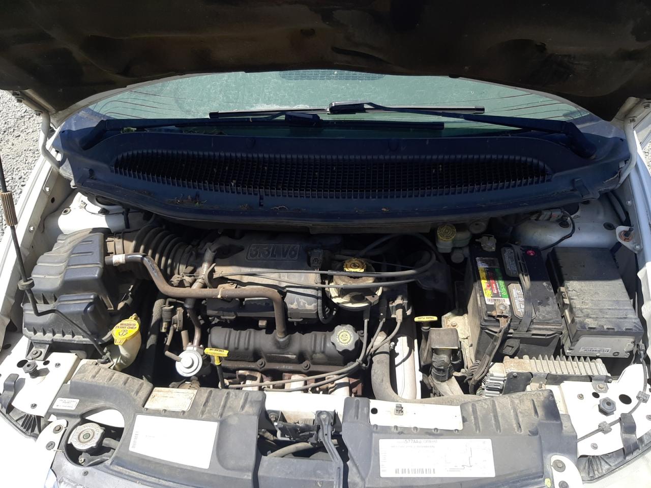 Photo 7 from auction – 2001 CHRYSLER TOWN & COU with VIN 2C4GP44311R310994