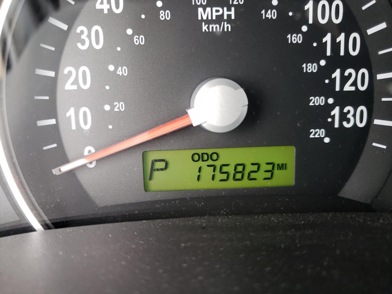 Photo 13 from auction – 2007 KIA SEDONA EX with VIN KNDMB133076149586