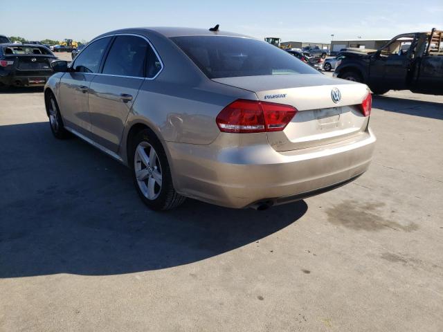 Photo 3 from auction – 2015 VOLKSWAGEN PASSAT S with VIN 1VWAT7A36FC101111