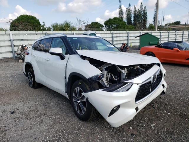 TOYOTA HIGHLANDER 2020 with VIN 5TDGZRAH2LS511045 - Photo from auction