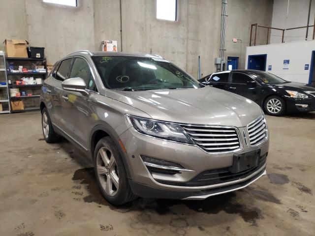 LINCOLN MKC PREMIE 2017 with VIN 5LMCJ1D9XHUL46904 - Photo from auction