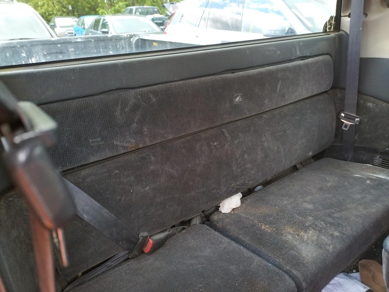 Photo 6 from auction – 2002 DODGE DAKOTA SPO with VIN 1B7GG32X02S661766