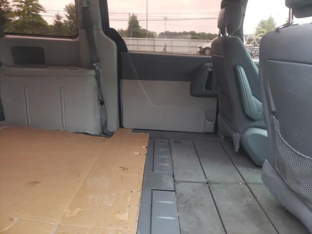 Photo 6 from auction – 2010 DODGE GRAND CARA with VIN 2D4RN4DEXAR384319